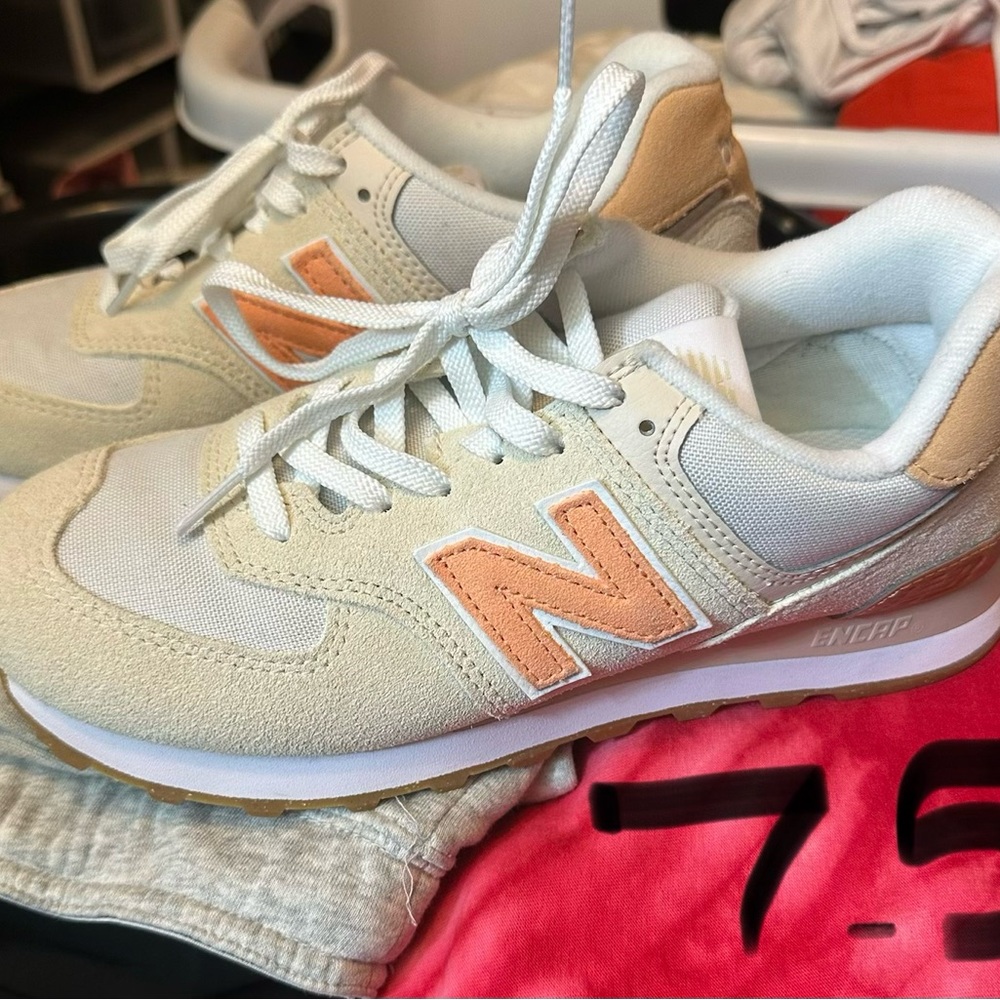 New Balance Women's Beige and Peach Sneakers